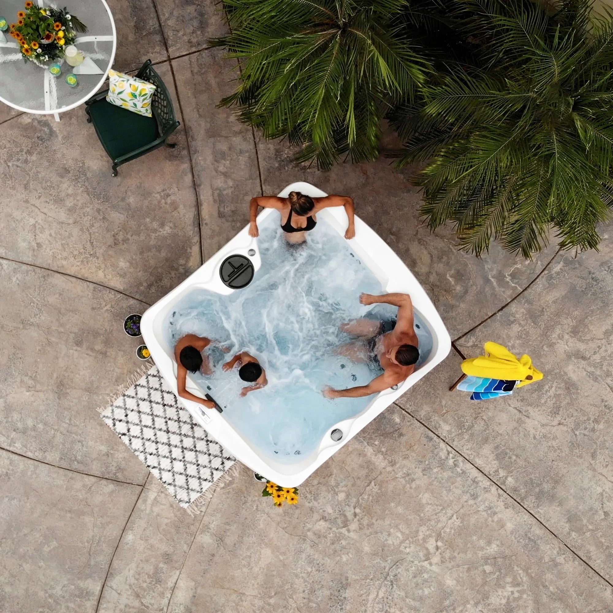 Leganza Hot Tub - 6-Person, 90- Jet, 230-Volt Spa in Arctic White/Coastal Gray